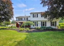 Welcome home to 4563 Barrington Dr